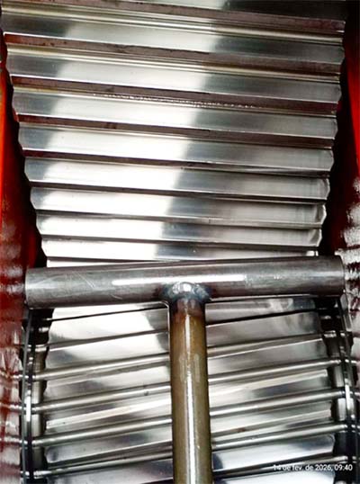 Figure 1.  The replacement gearbox: pinion and ring gear teeth, seen through the inspection window.